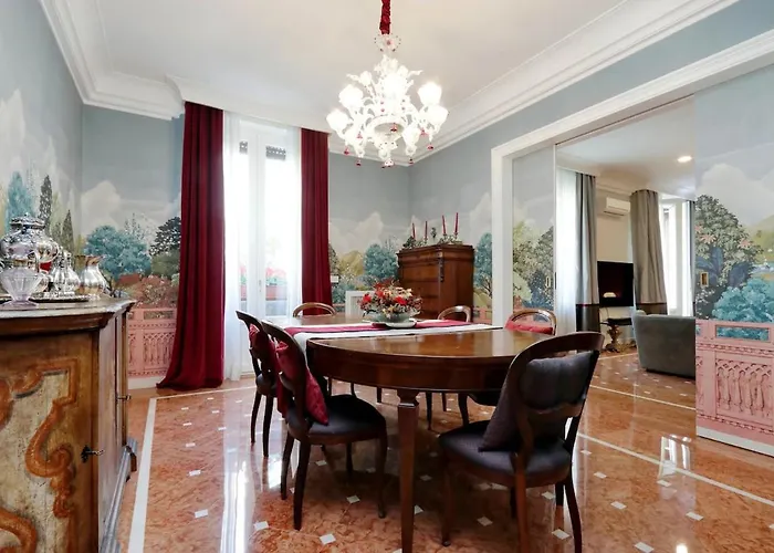 Elegant 270 Mq In Coppede- *
